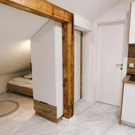 Helvetia Apartment *