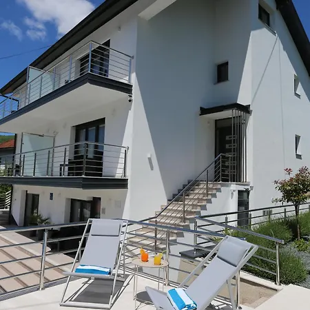 Helvetia Apartment